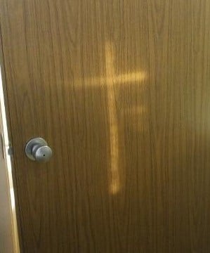 Door-Cross Cropped